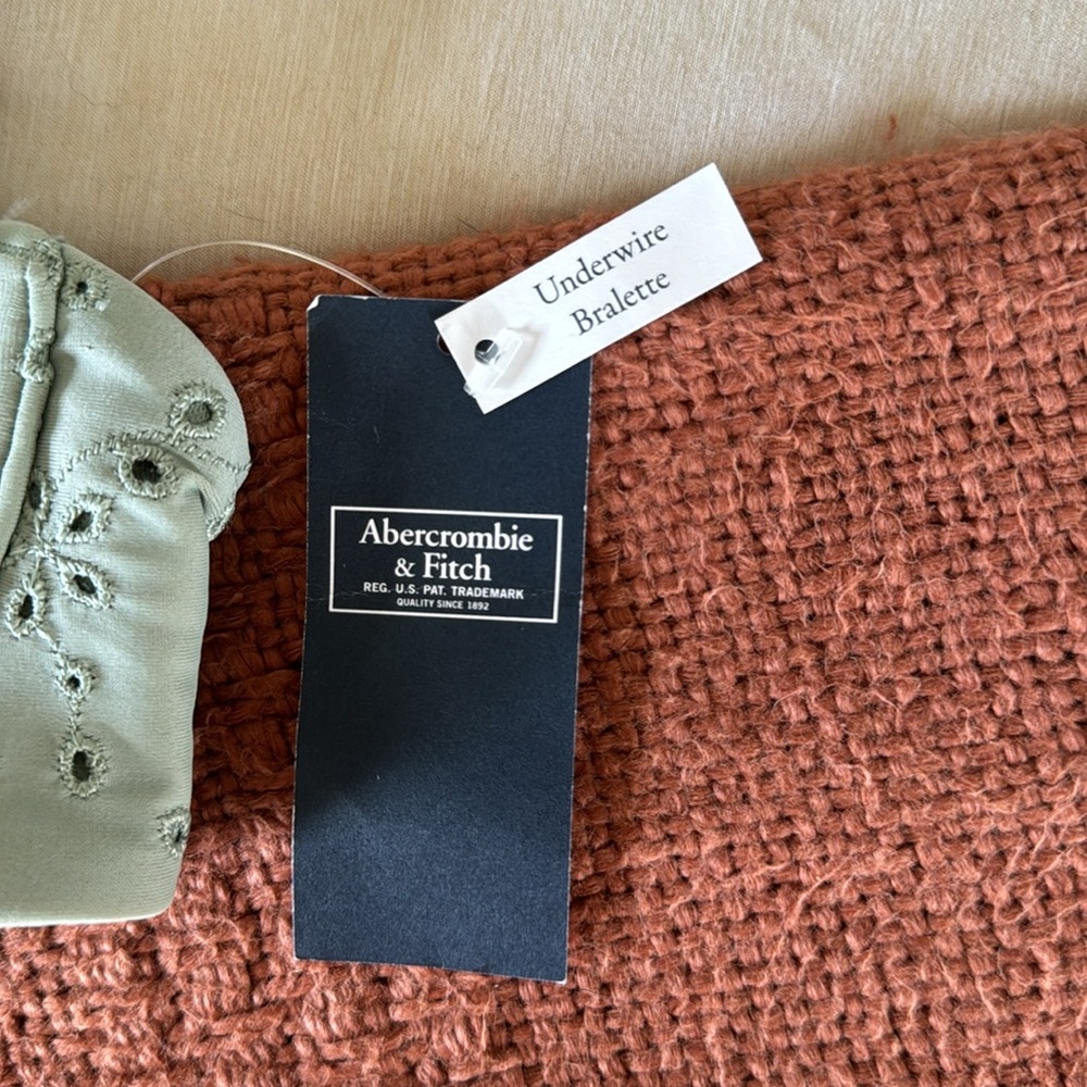 Abercrombie & Fitch Sage Green Underwire Bralette Bikini Top - Size XS - Picture 3 of 6